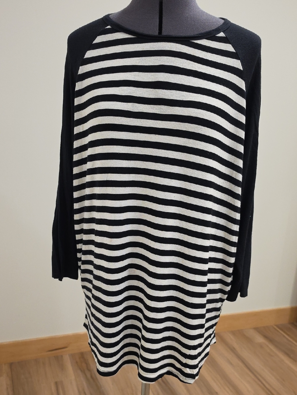 LuLaRoe Black and White Striped Raglan Tunic